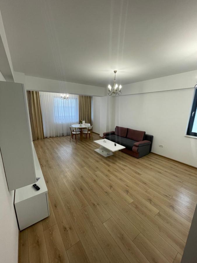 Myamar Apartment Mamaia Exterior photo
