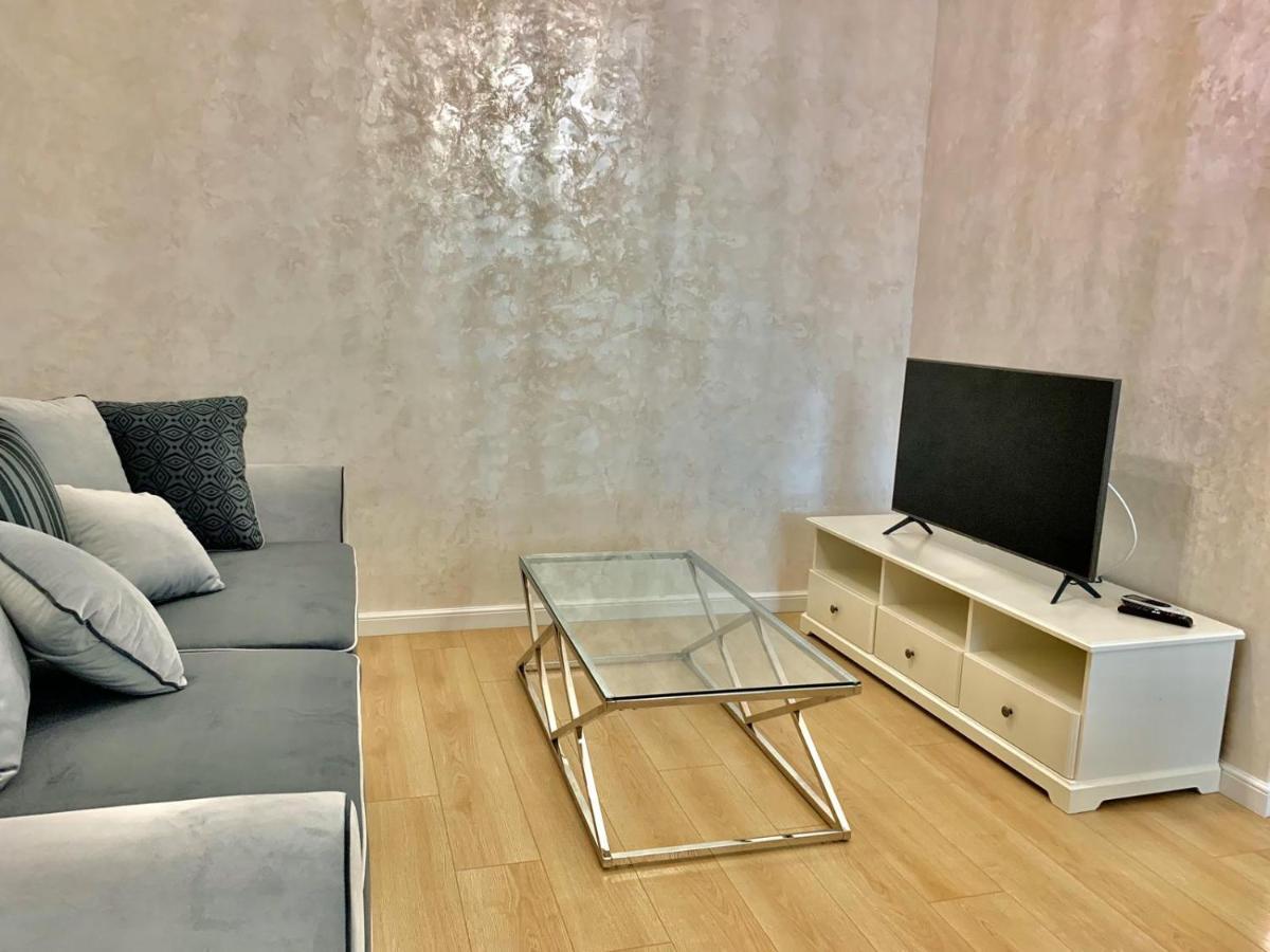 Myamar Apartment Mamaia Exterior photo
